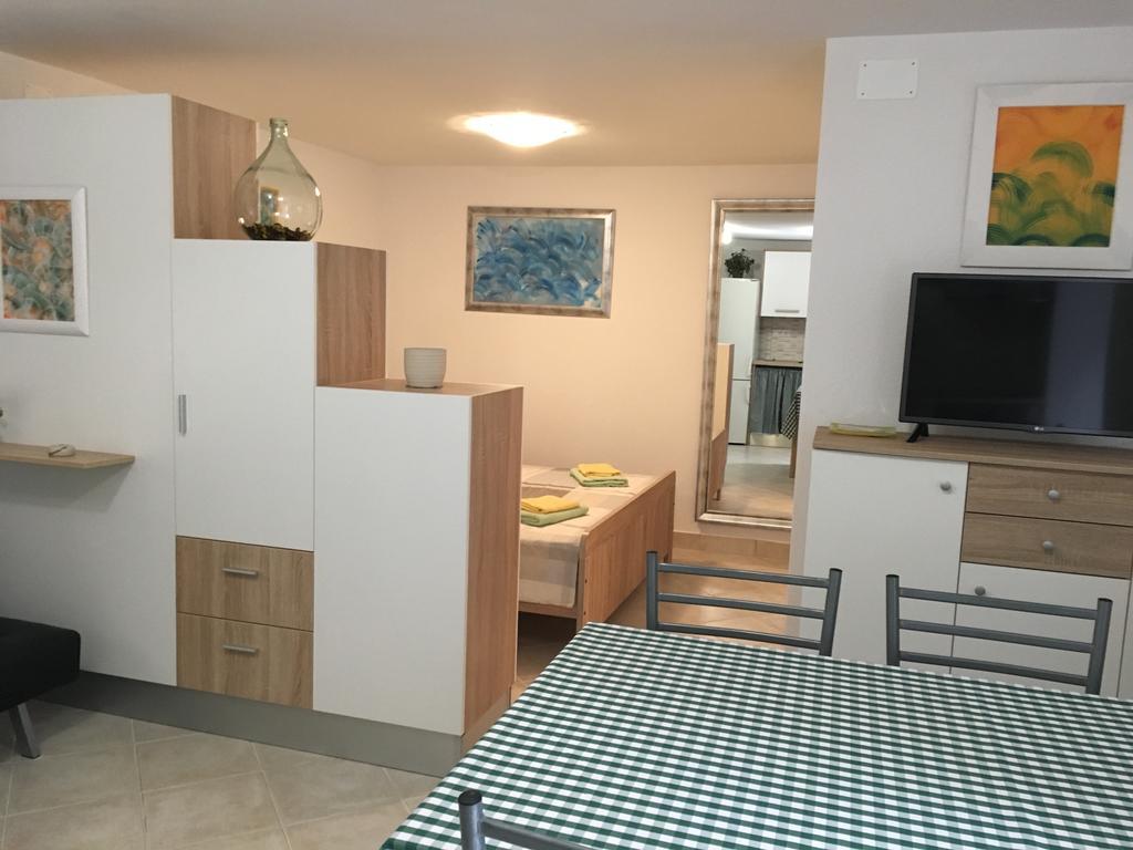 Apartment Filipas كريس المظهر الخارجي الصورة
