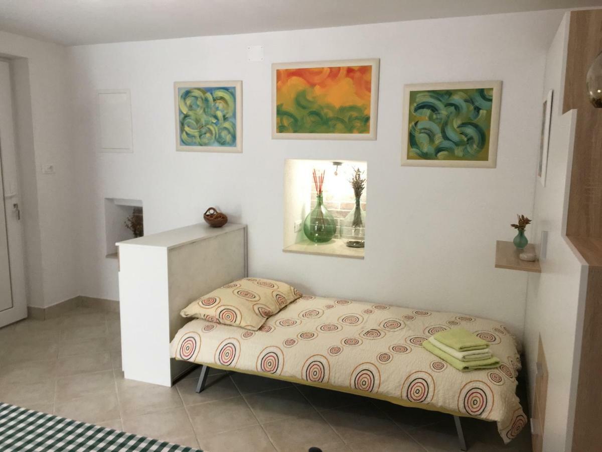 Apartment Filipas كريس المظهر الخارجي الصورة